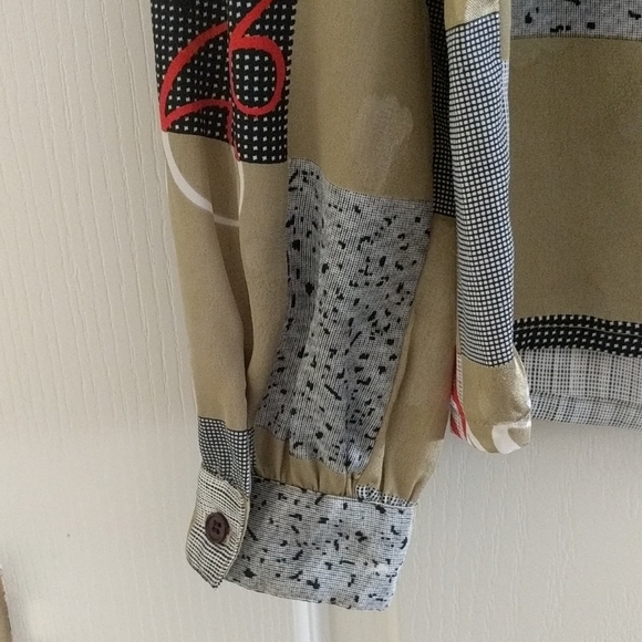 Nicola classy, size 10 blouse. - Picture 5 of 7